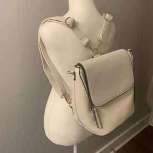 Beautiful convertible purse/backpack!